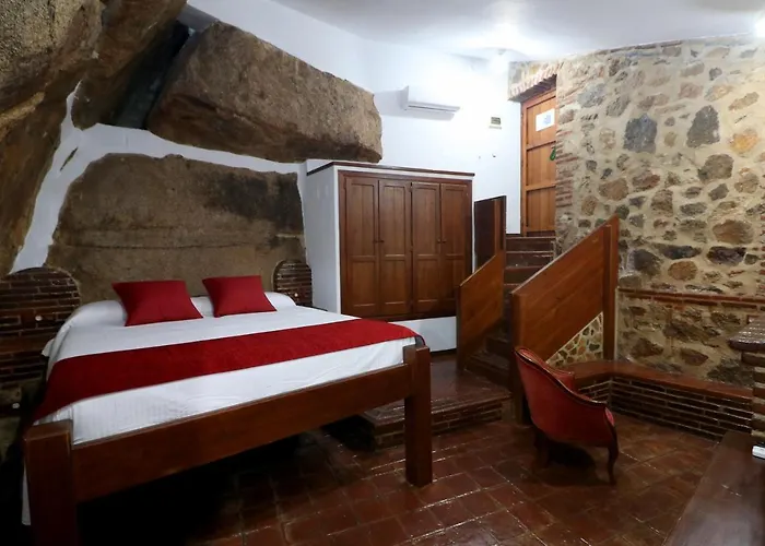 Monasterio De Rocamador Hotel Almendral